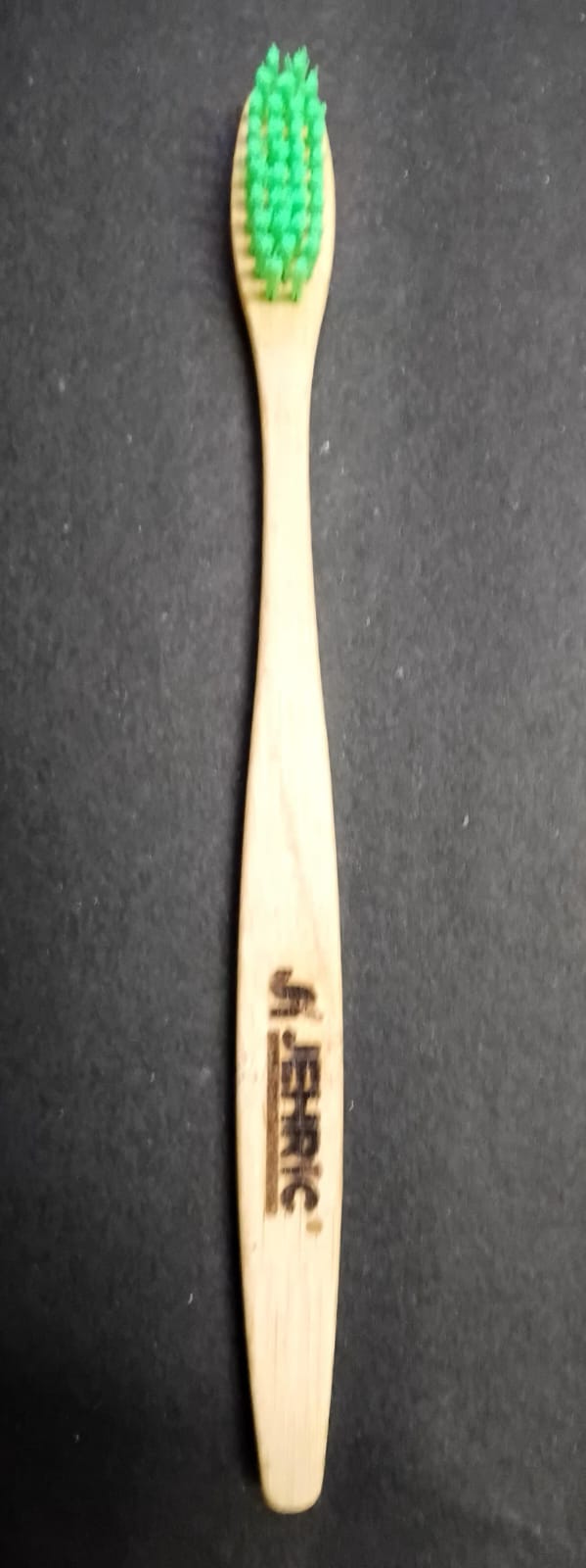 Bamboo Brush Adult | மூங்கில் பல்துலக்கி(பெ) 17.5cm